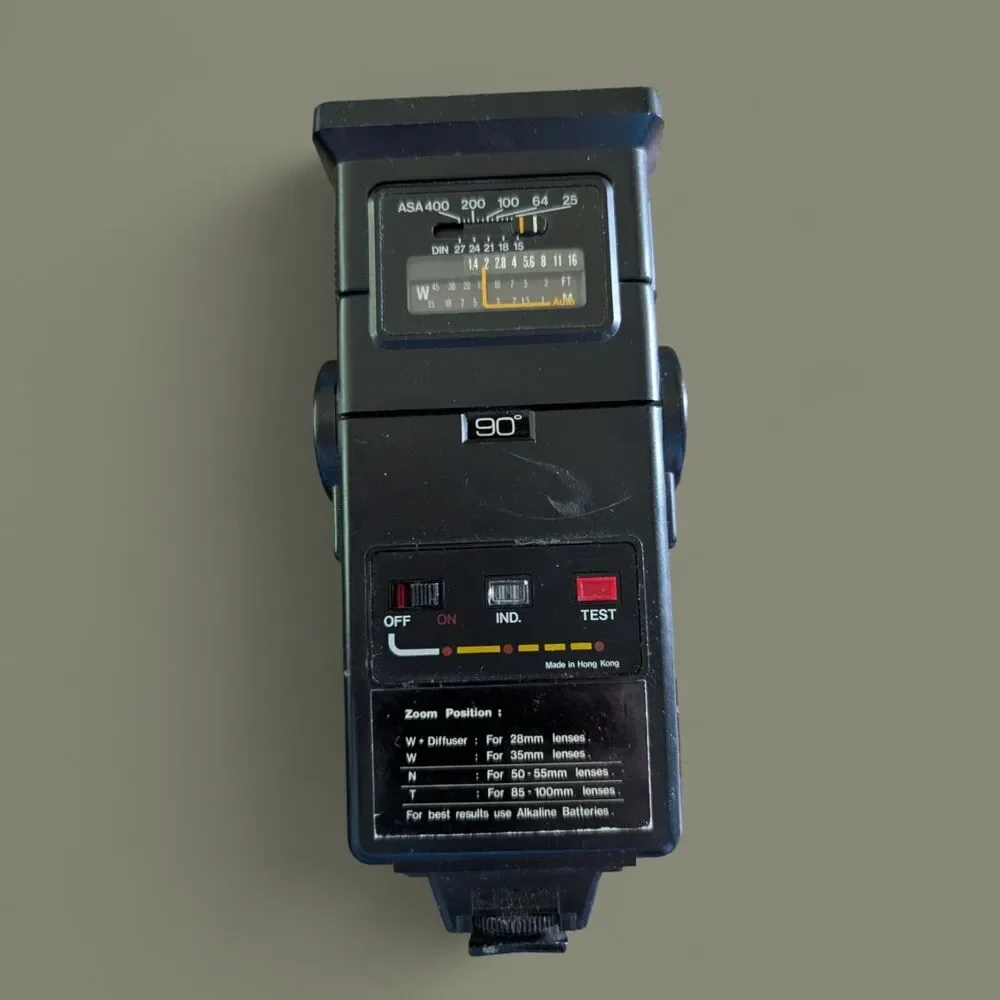 Vintage FOCAL M500C-ZOOM Auto Shoe Mount Camera Electronic Flash Unit 20-01-37